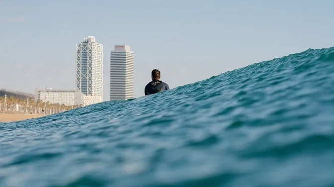 Descobreix “365 dies sense onades”: Un emocionant documental sobre la passió inquebrantable pel surf